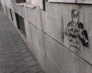 گرافیتی هشت مارس پرستاران+کرونا (14)