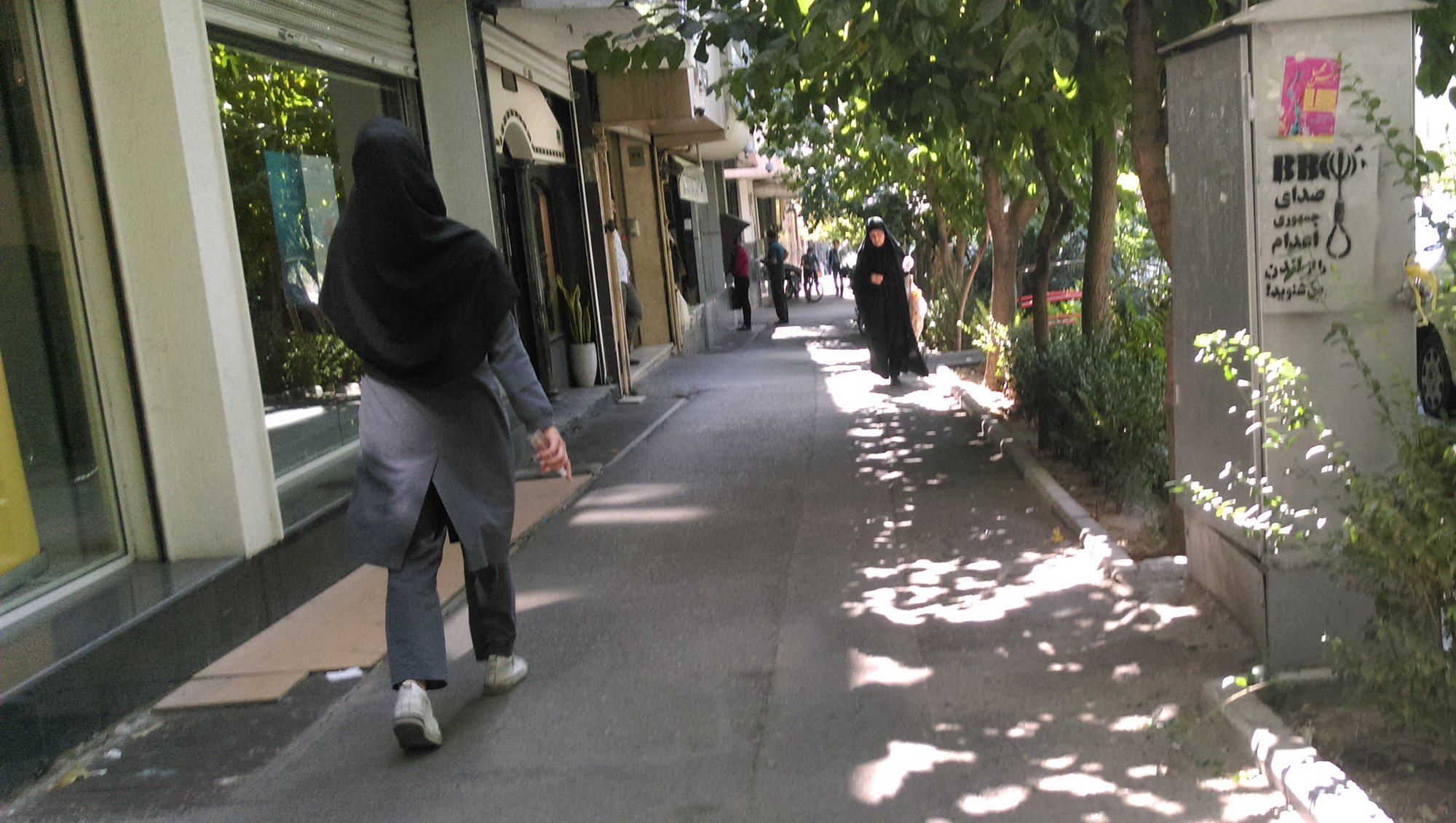 صدای جمهوری اعدام را از لندن میشنوید