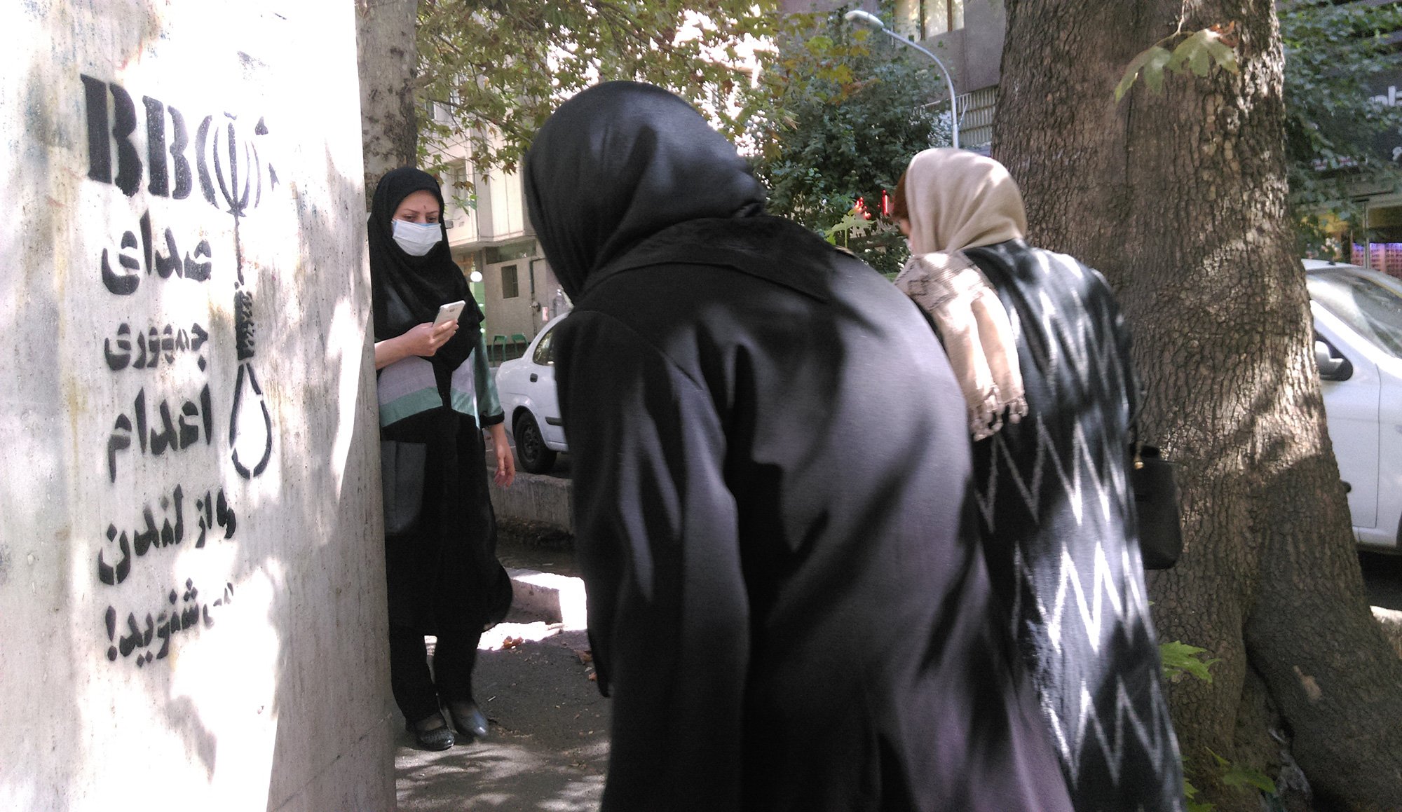 صدای جمهوری اعدام را از لندن میشنوید